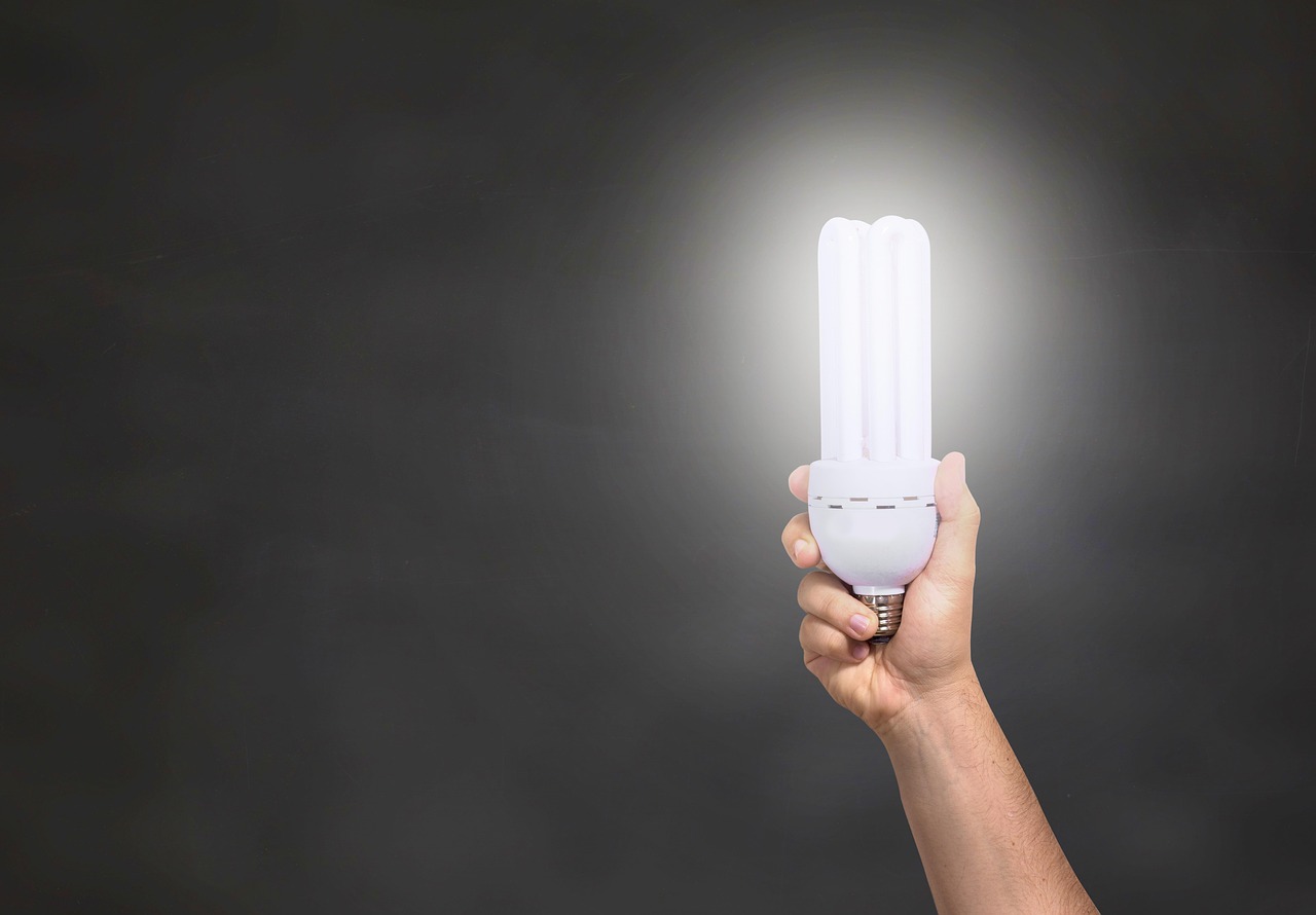 Zonne-energie gordijnen met warmtewerende functie. Zonne-energie gordijnen met warmtewerende functie.